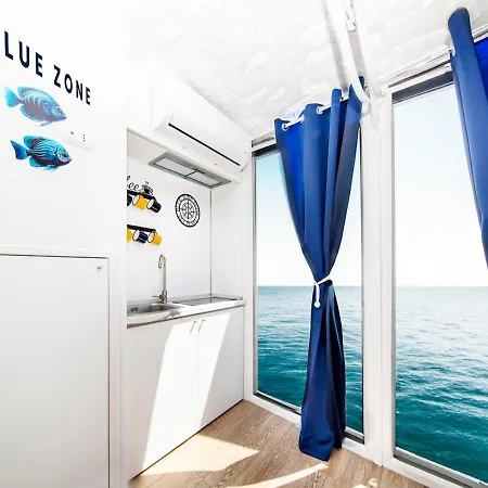 Houseboat Blue Zone Alghero